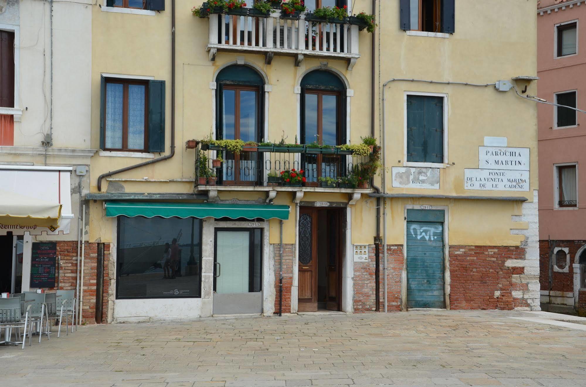 Casa Favaretto Guest House Venedig Exteriör bild